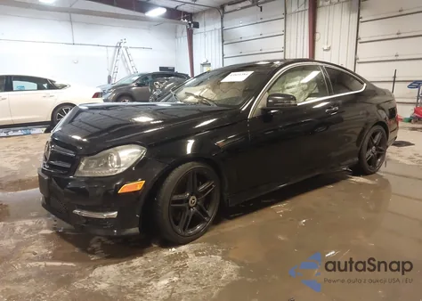 2014 Mercedes-Benz C 350 Sport 4Matic из США, поврежденный, VIN WDDGJ8JB4EG262232